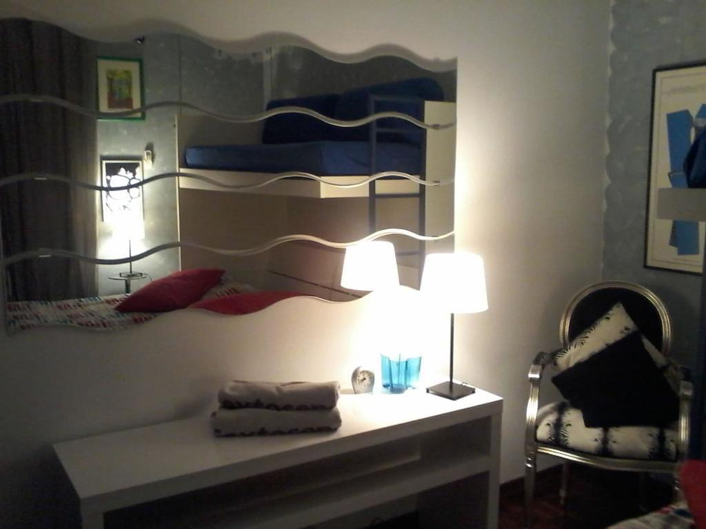 Mary Poppins'S House Bed & Breakfast Trieste Bilik gambar